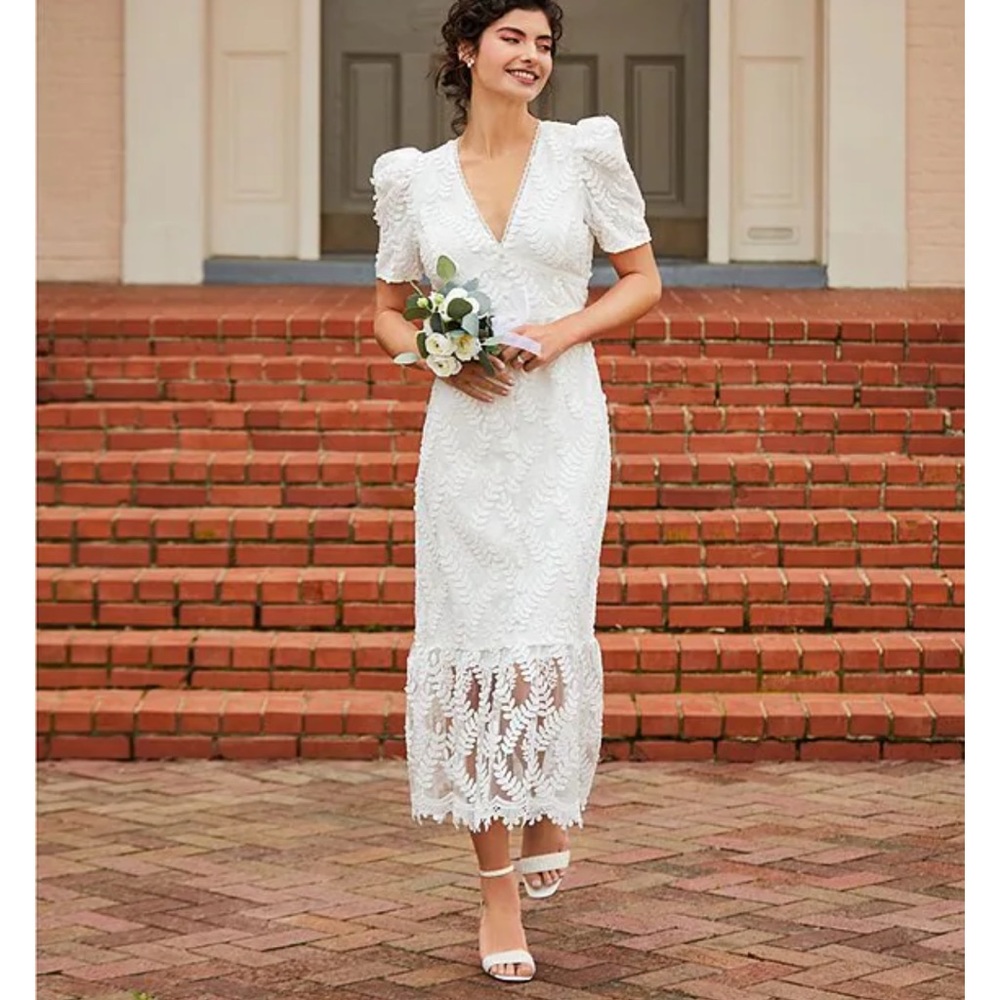 Adelyn Rae White Lace Dress
